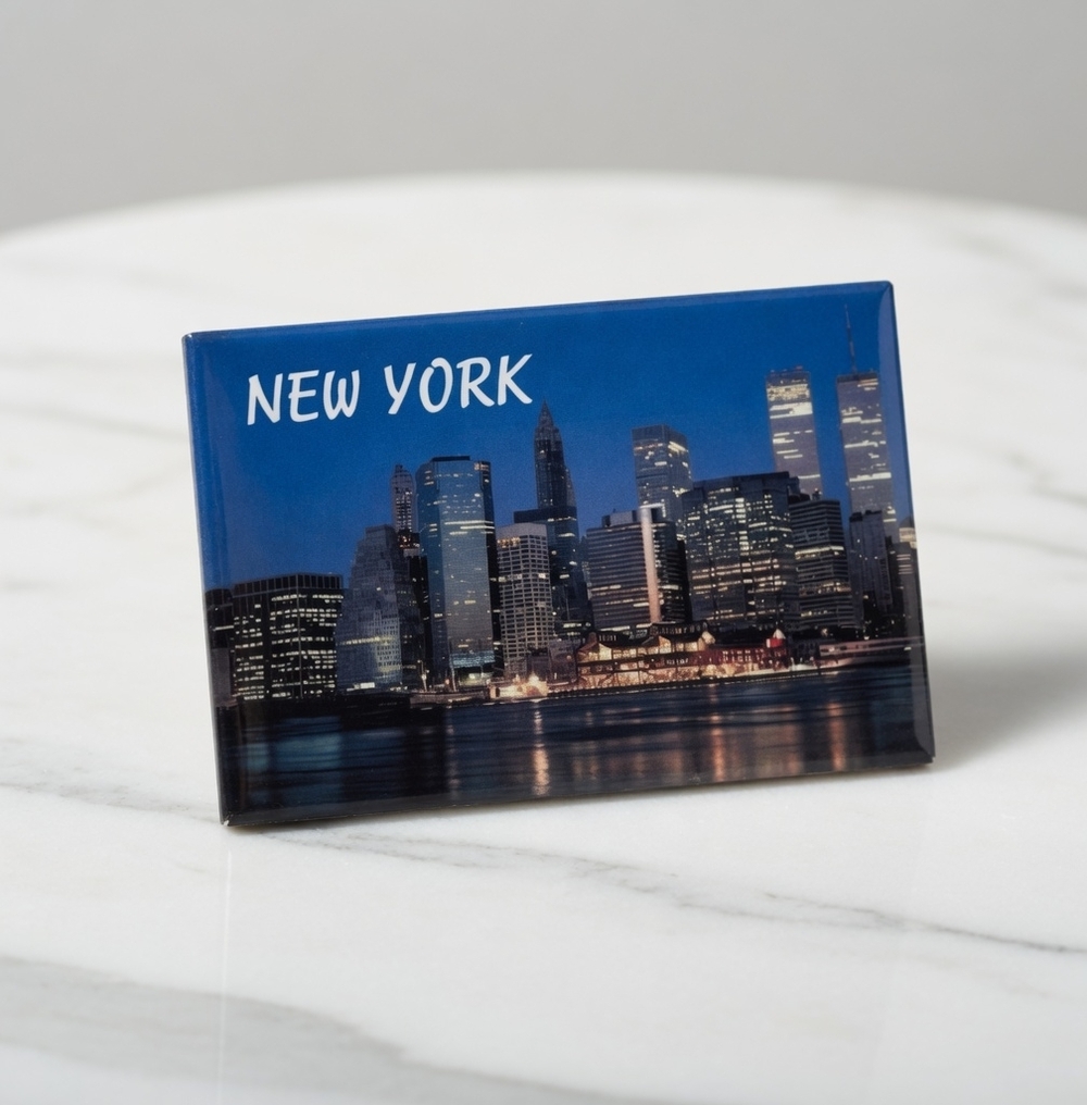 Vintage NYC Skyline Fridge Magnet Twin Towers World Trade Center Night View VG